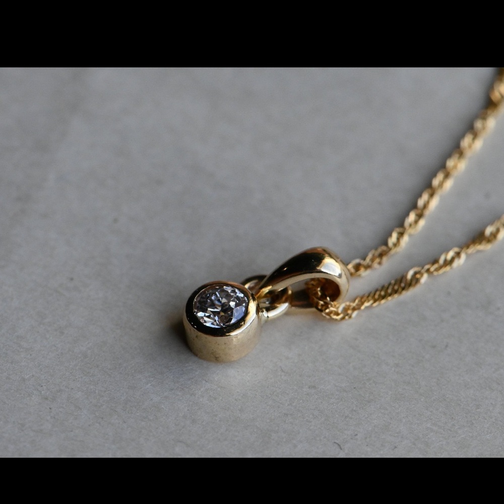 .28 Carat Old European Cut Diamond Pendant - Picture 3 of 9